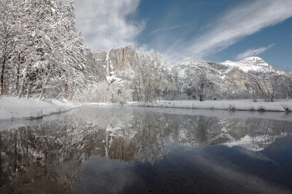 A quiet winter morning over the Merced River